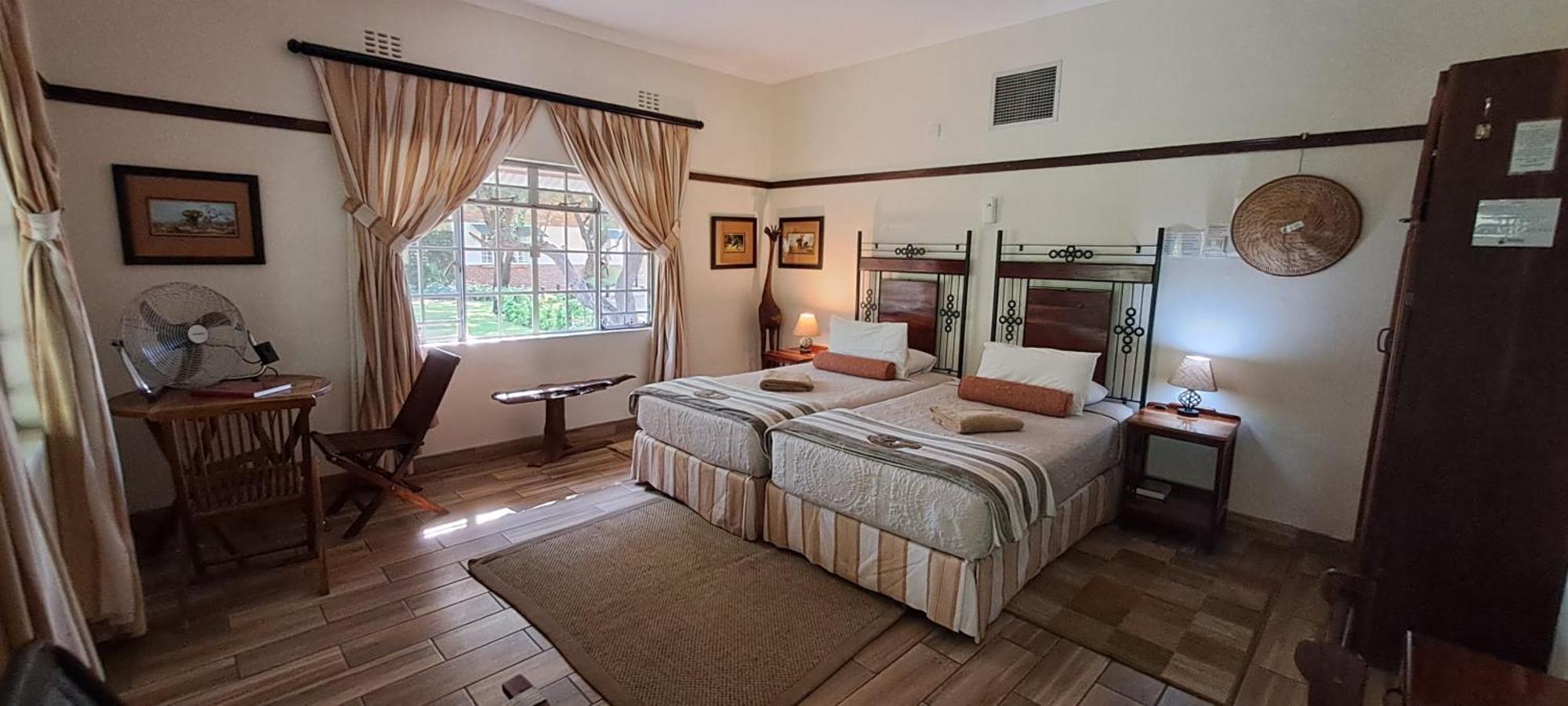 Woodlands Stop Over And Lodge Francistown Exterior foto