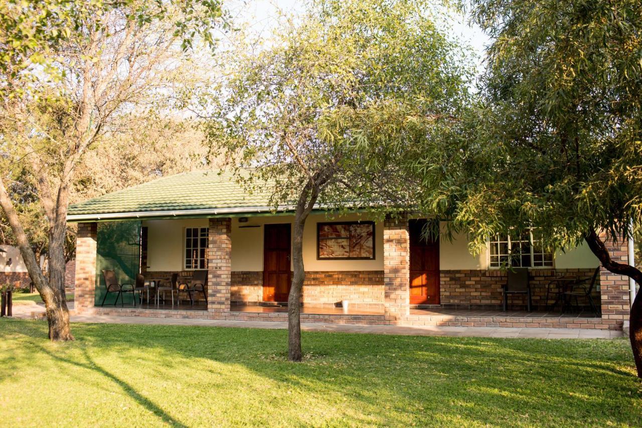 Woodlands Stop Over And Lodge Francistown Exterior foto